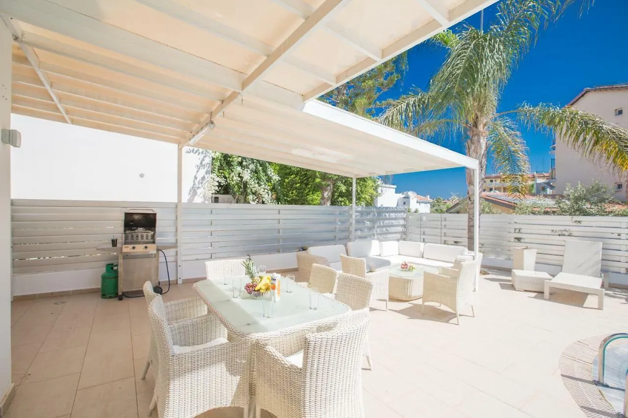 Princess Villa Protaras 0*,  Zypern